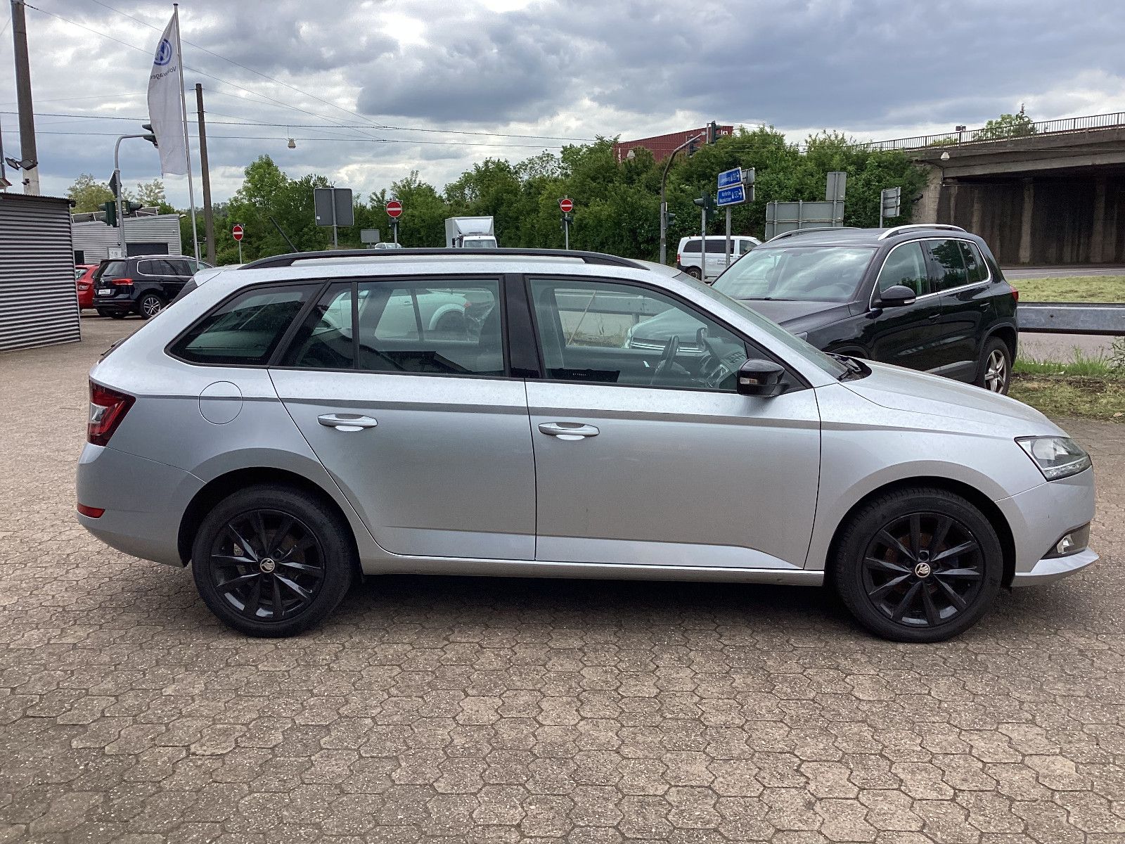 Fahrzeugabbildung SKODA Fabia Combi 1.0 TSI