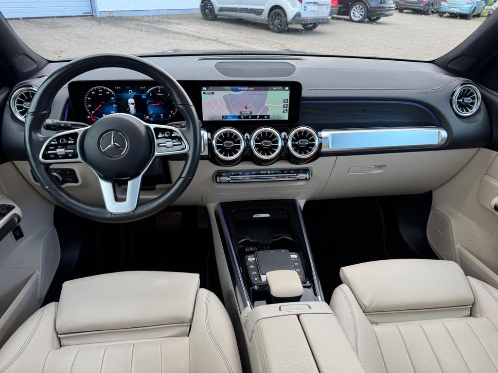 Mercedes-Benz GLB 180