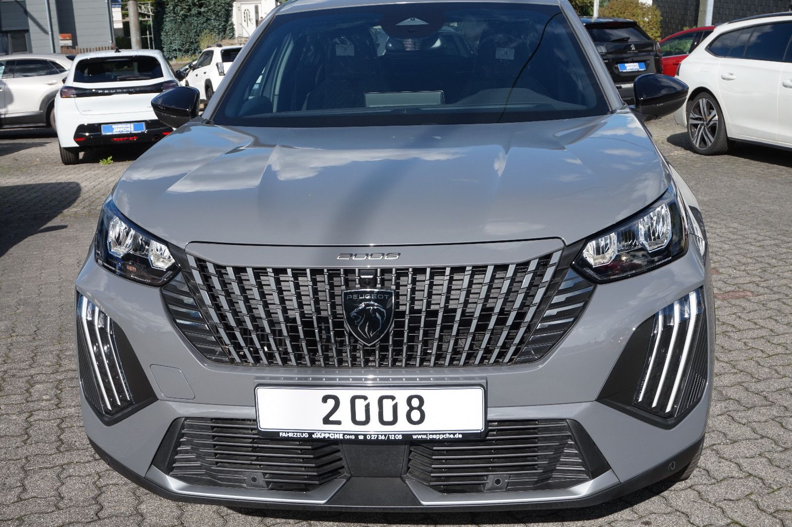 Peugeot 2008 Hybrid 145 Allure Automatik Navi/ 2 Kameras imagem 2