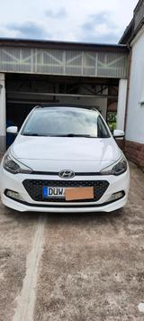 Hyundai i20 1.4 Trend  Super gepflegtes Auto - Hyundai i20: Schiebedach