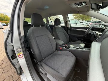 Volkswagen Golf - 9