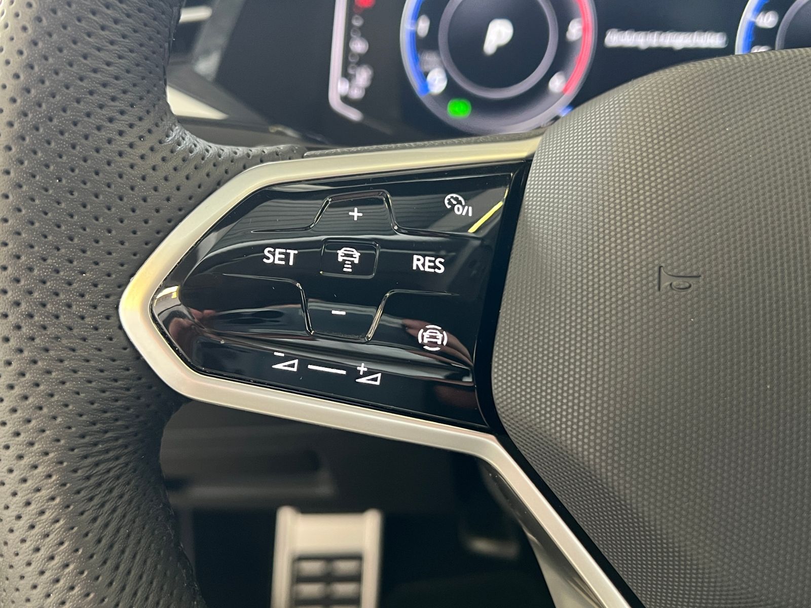 Fahrzeugabbildung Volkswagen Arteon Shooting Brake Elegance 2.0 TDI DSG *AHK,