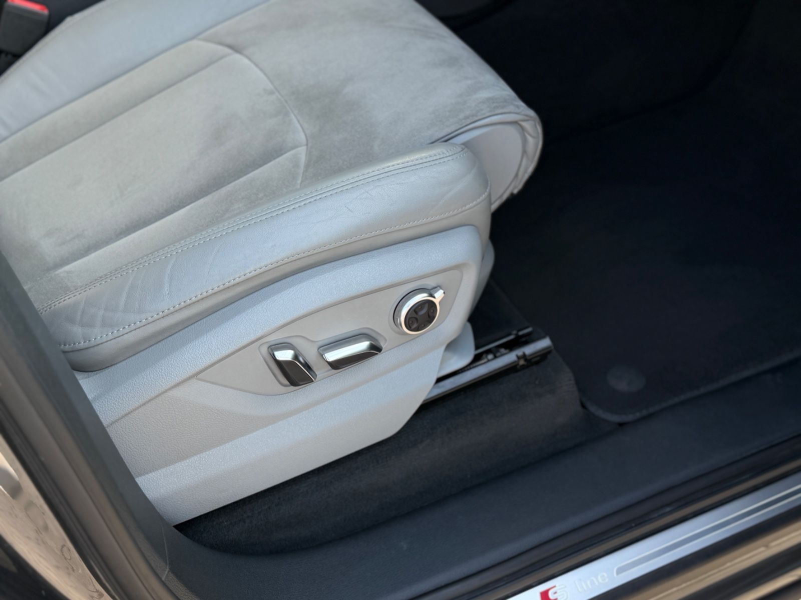 Q7 3.0 TDI quattro S-Line  Standheiz. Leder Pano