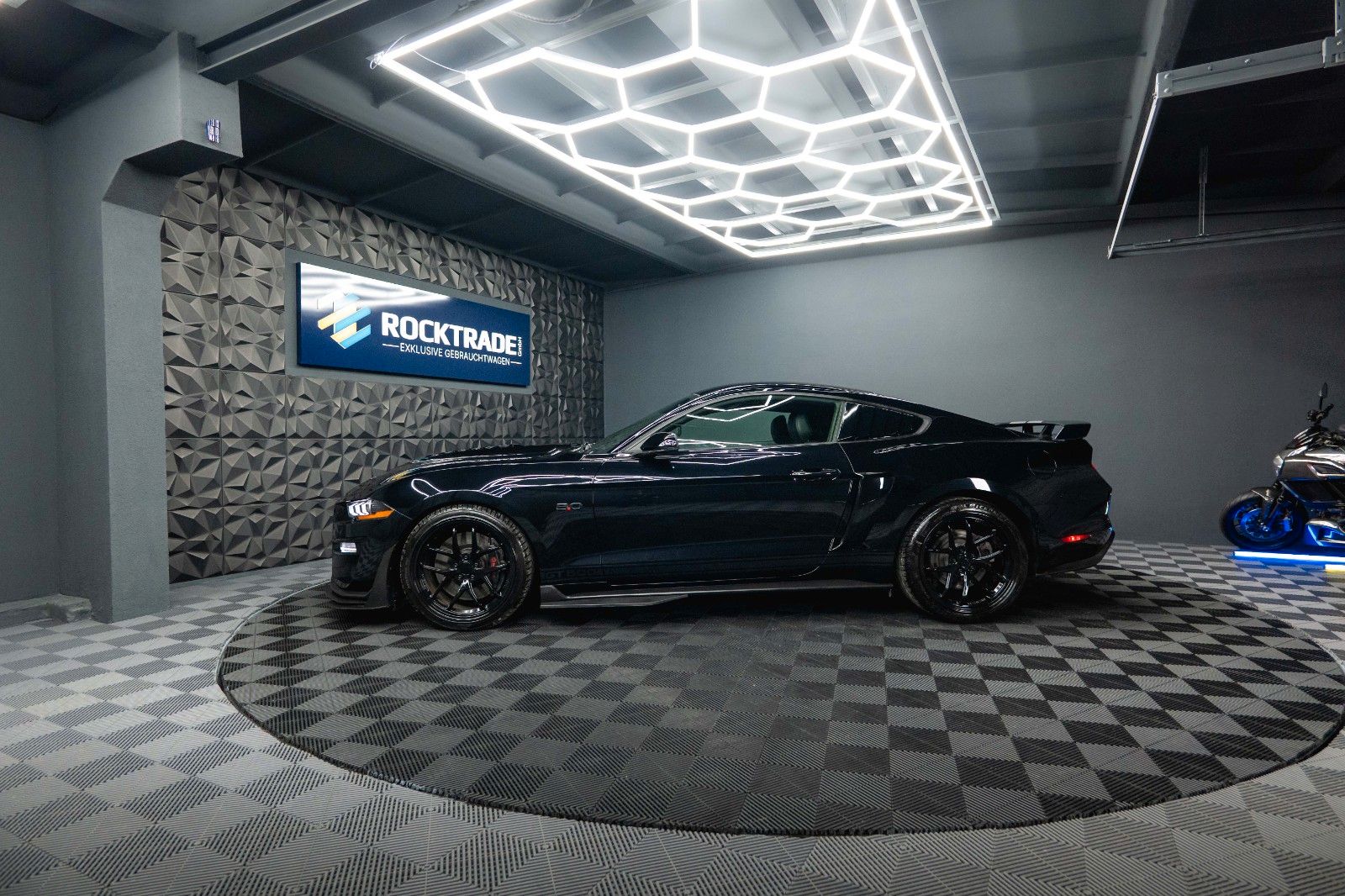 Fahrzeugabbildung Ford Mustang Shelby GT 500 5.0 V8 Performance PREMIUM