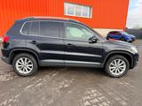 Volkswagen Team 4Motion 2.0TDi Dsg Pano KeylessGo Navi Ahk - Volkswagen Tiguan Team mit Diesel-Antrieb