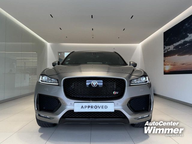 Foto Nummer 8: JAGUAR F-Pace