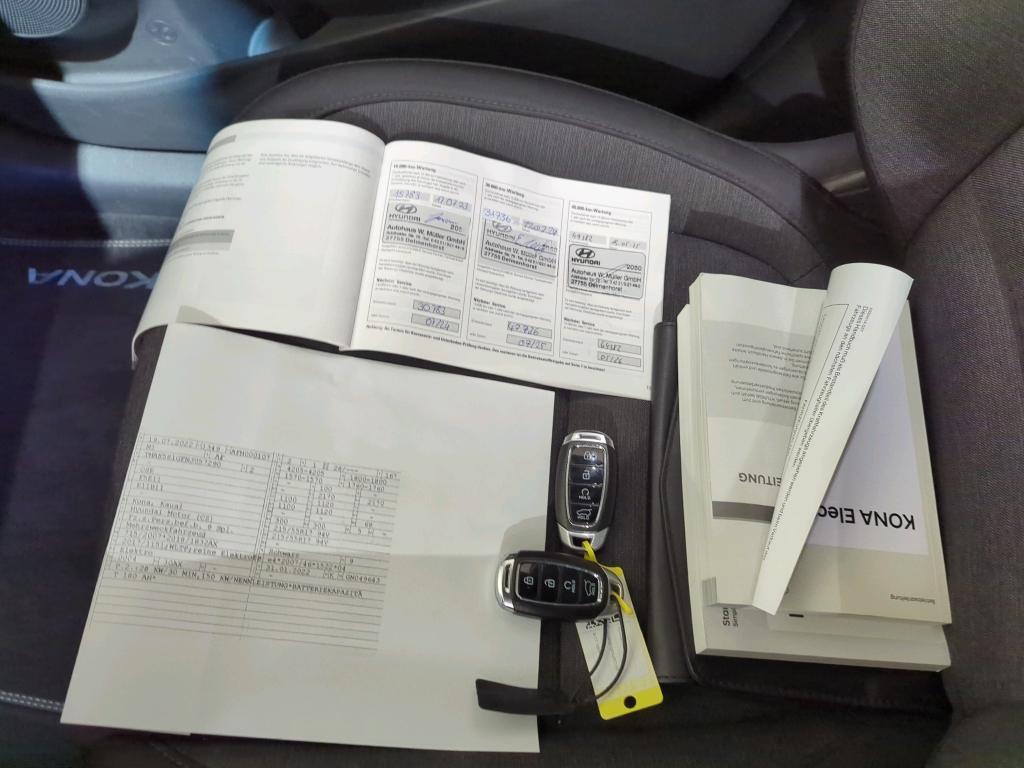 Hyundai Kona Prime Elektro 64kWh HUD+Sound+Wärmep+ACC