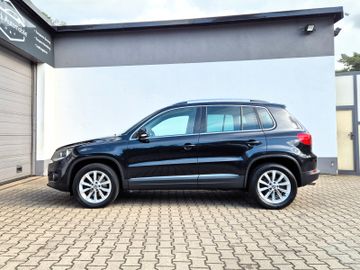 Volkswagen Tiguan - 4