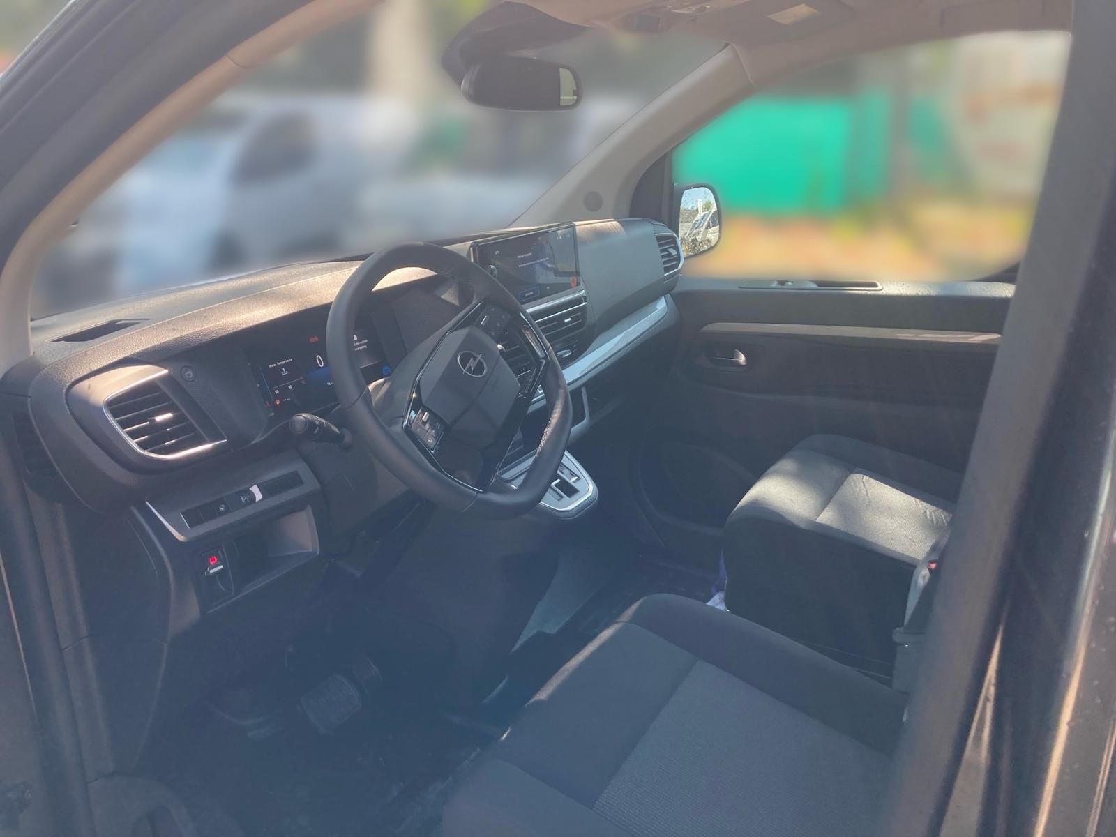 Fahrzeugabbildung Opel Zafira Edition M Kombi 180 AT