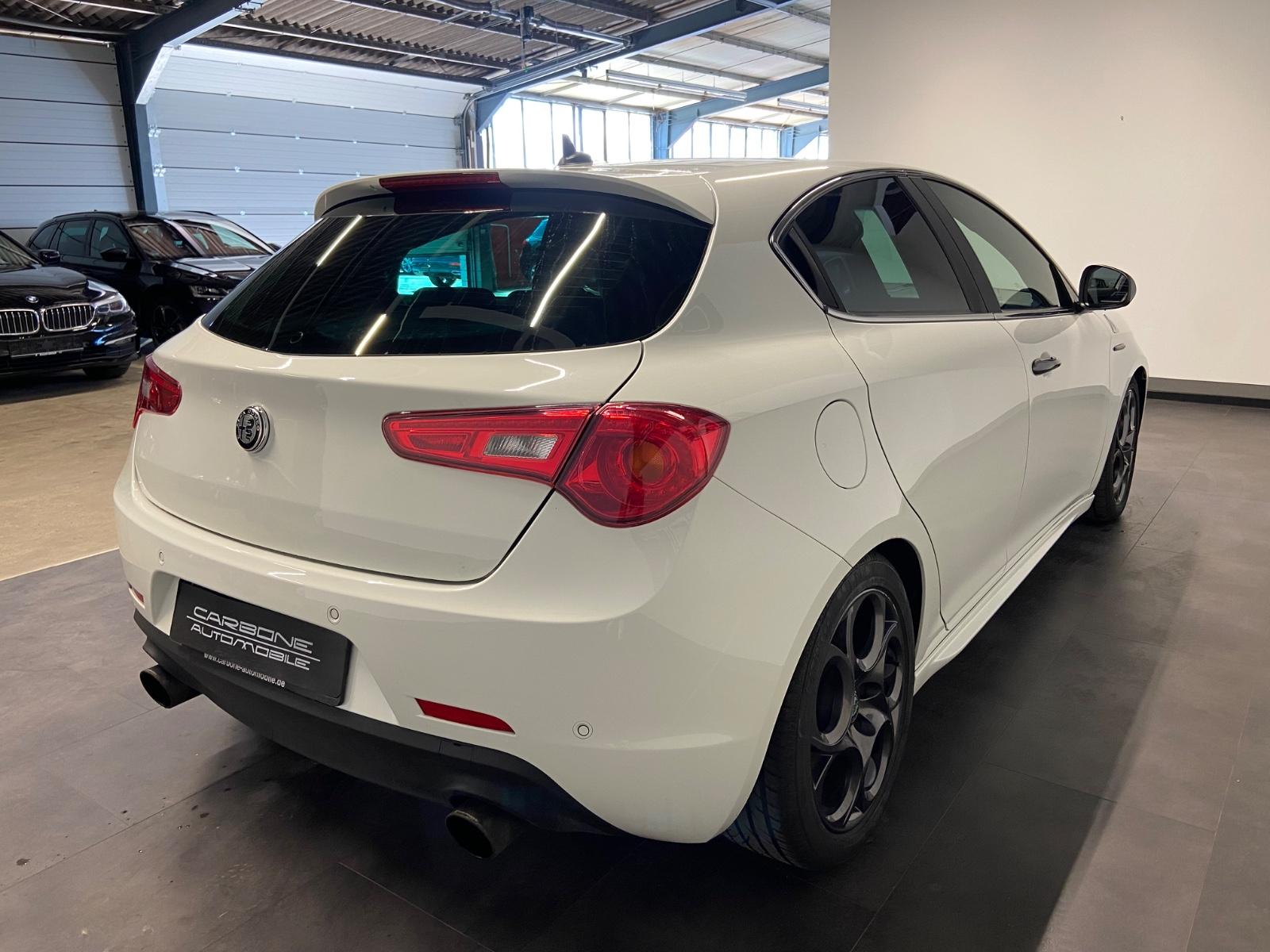 ALFA ROMEO GIULIETTA QUADRIFOGLIO VERDE - 241 ch BVA - TOIT OUVRANT - GPS - RADAR AV/AR - CLIMATISATION BI-ZONE