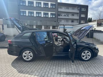 Volkswagen Golf - 12