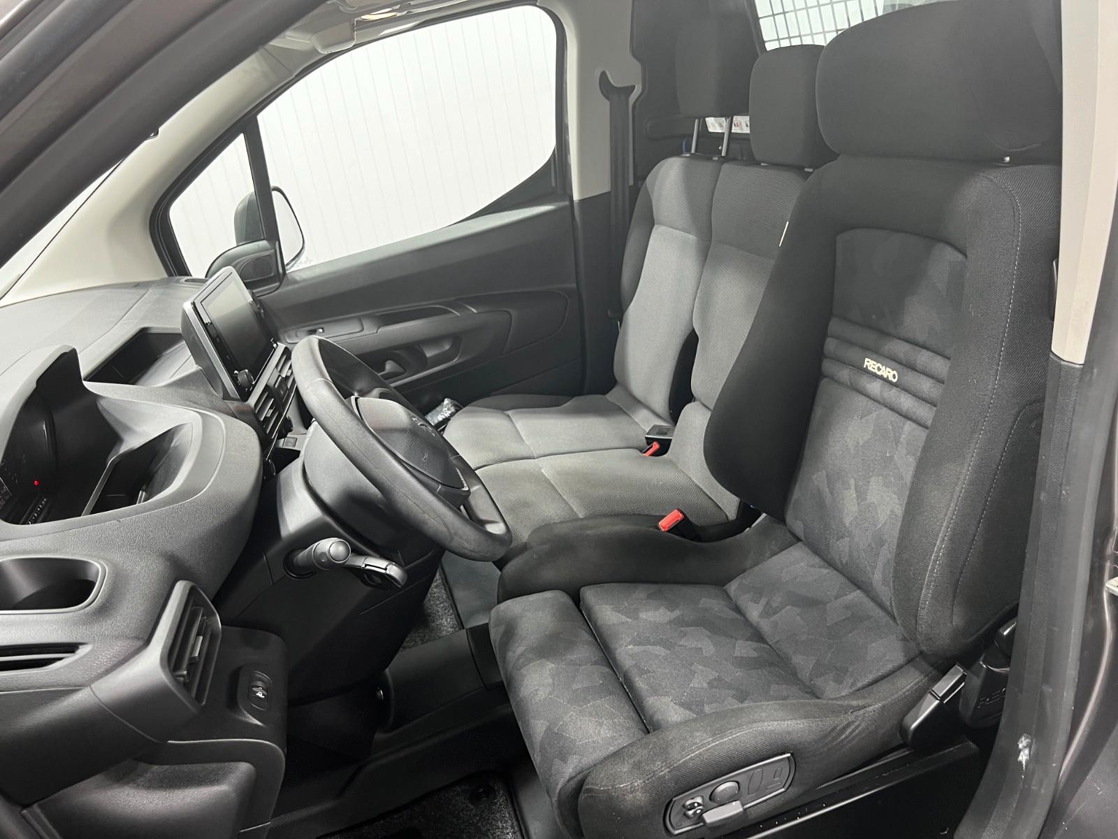 Peugeot PARTNER 100 1.5 HDI PREMIUM |AC|3-S|PDC|MET|16"