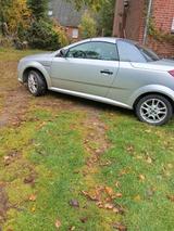 Opel Tigra mit viel TÜV Dahlenburg - Opel Corsa: Cabrio