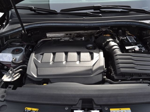 Tiguan 2.0 TDI Life AHK/LED/17-ZOLL/NAVI+VZE/BUS