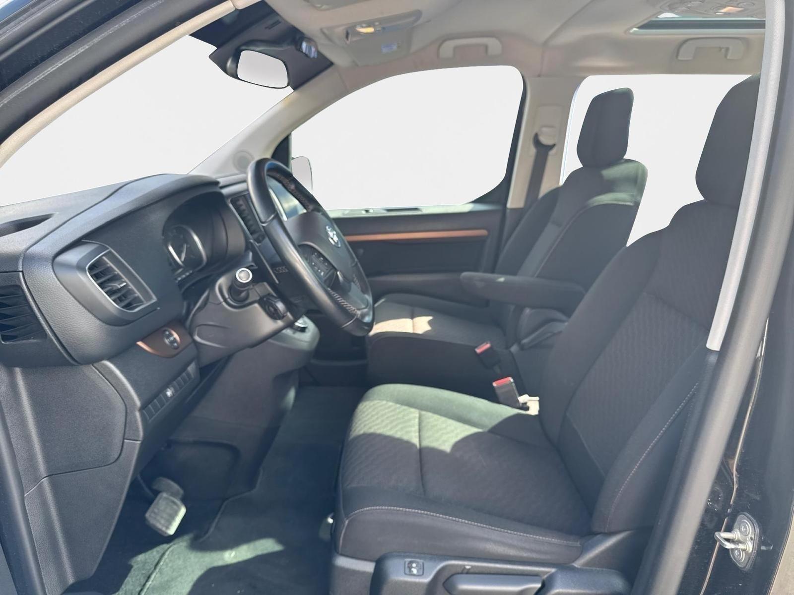 Toyota Proace Verso 2.0 D-4D L1 Team D AHK beide. Tü...