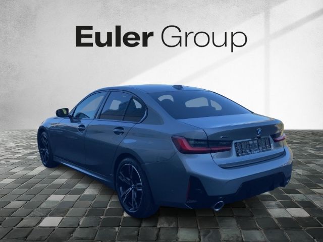 BMW 320 i xDrive Limo M-Sport AHK HUD 18''SR ACC Kam foto 3