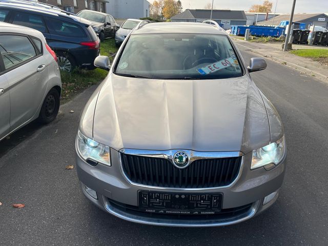 Skoda Superb Combi Elegance