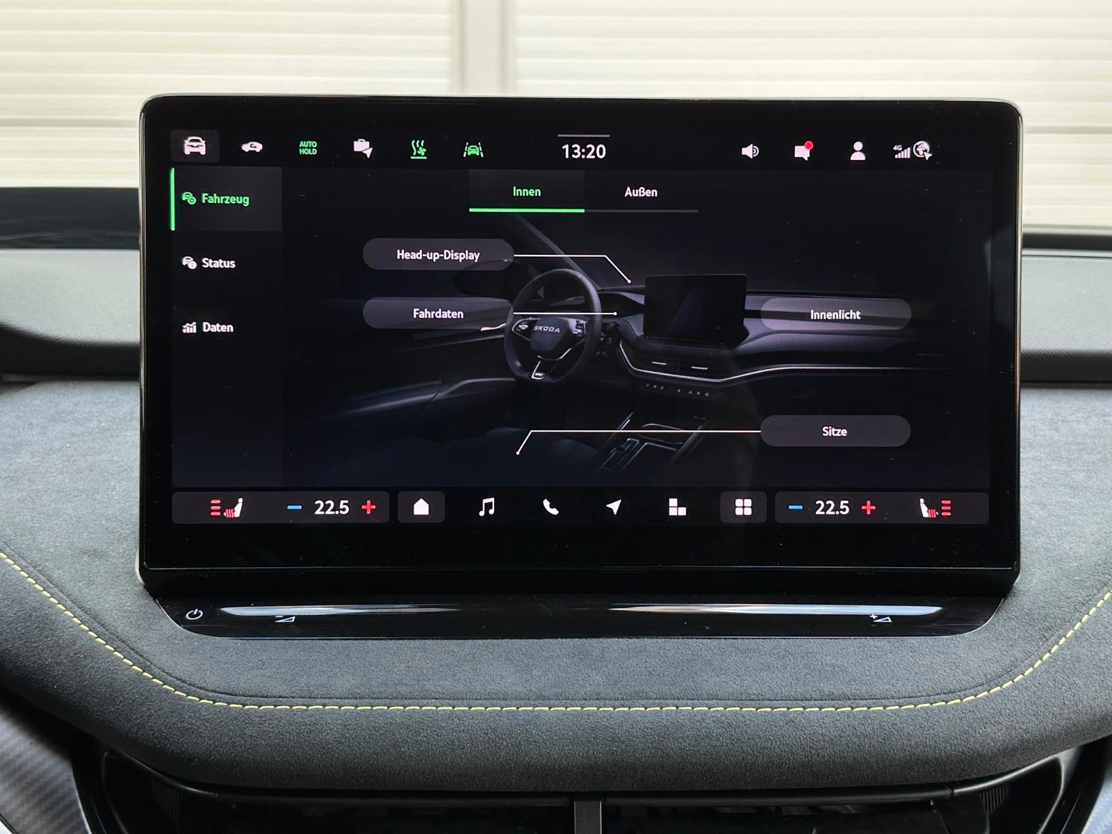 Skoda RS 340PS 4x4 NAVI Wär.Pumpe DCC eHK LM21"AHK