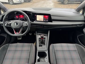Volkswagen Golf VIII GTI 2,0l TSI 245 PS 6-Gang
