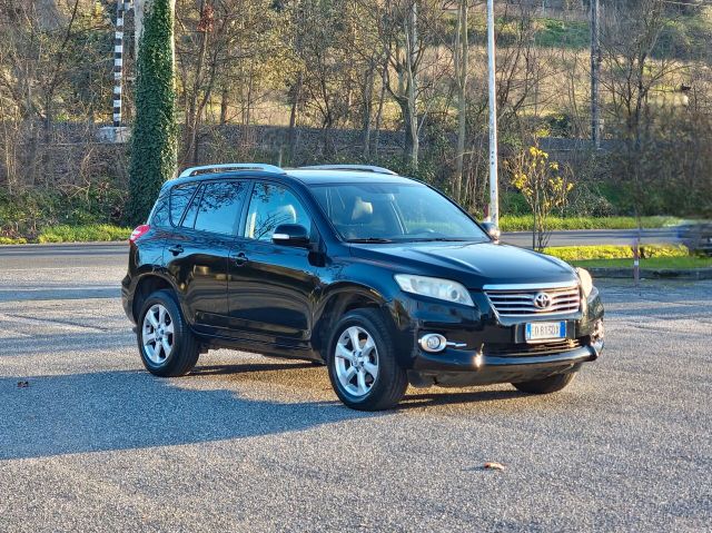 Toyota RAV 4 RAV4 2.2 D-4D 150 4x4 CV DPF Exclus