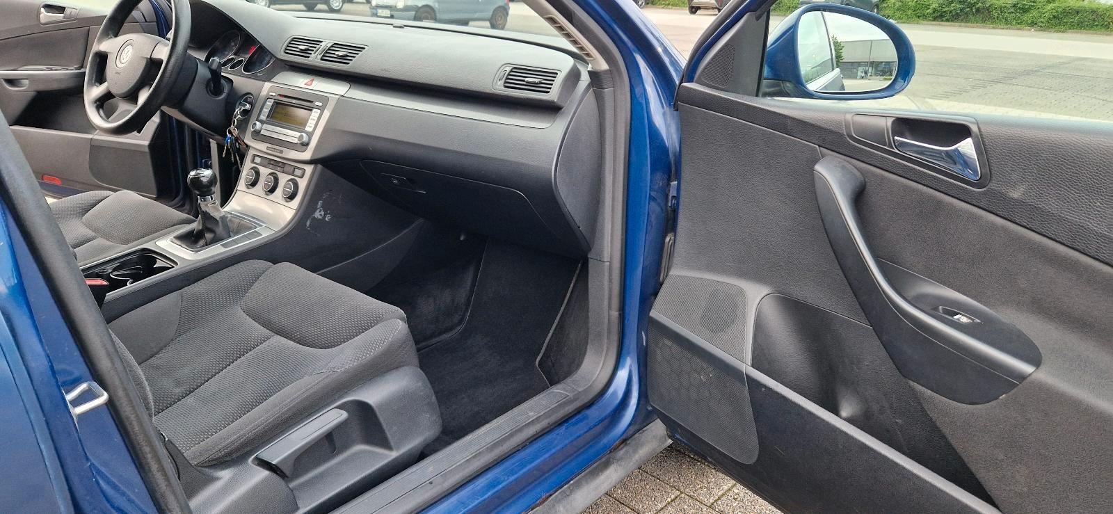 Volkswagen Passat 2006 — photo 6