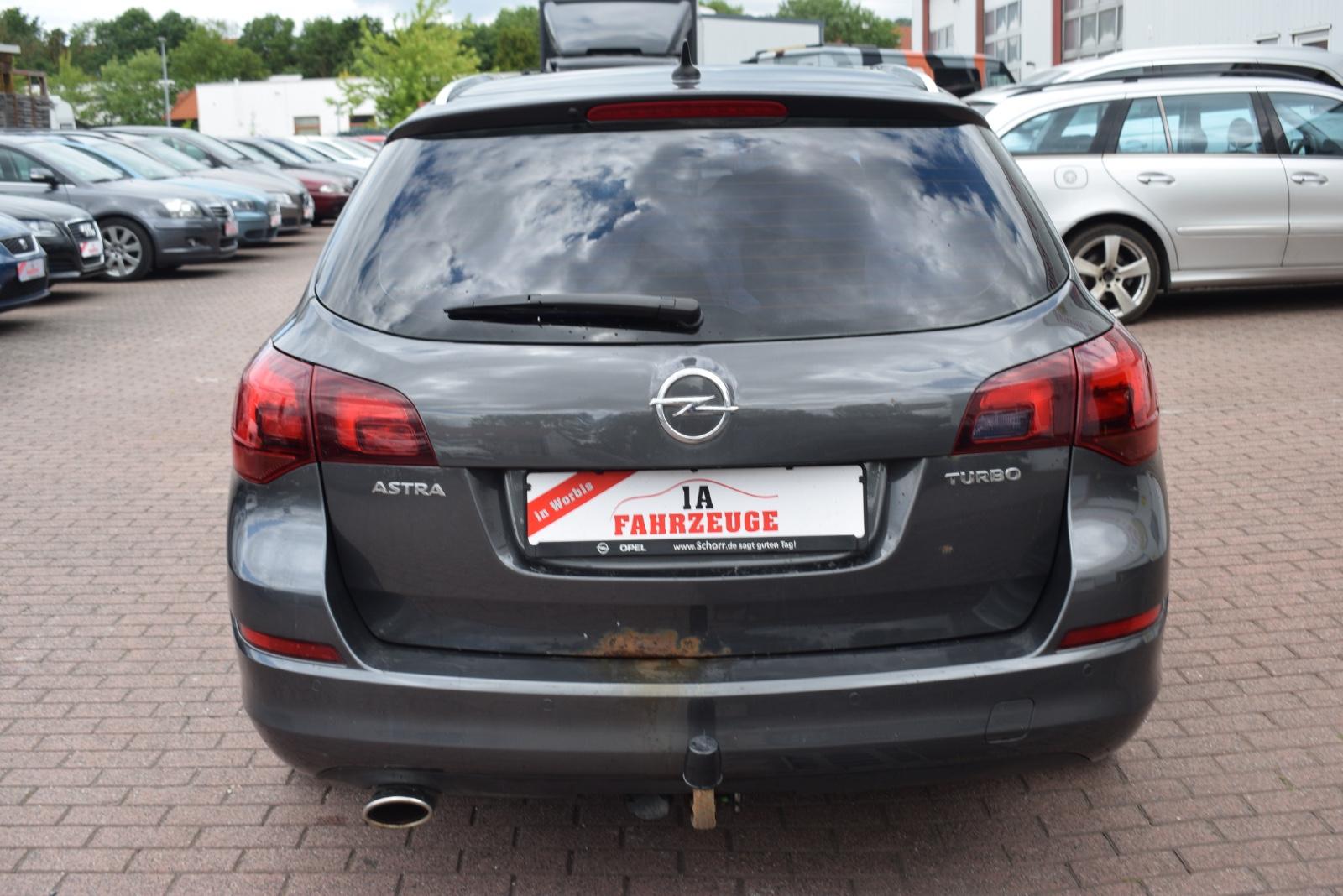 Opel Astra 2011 — engine 1.364 cm³, 140 HP (103kW)