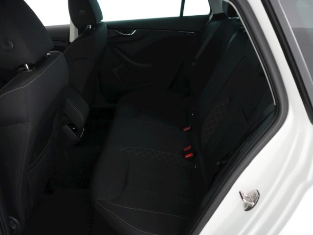Kamiq TSI DRIVE 125+AHK+RÜCKFAHRKAMERA+SITZHEIZU