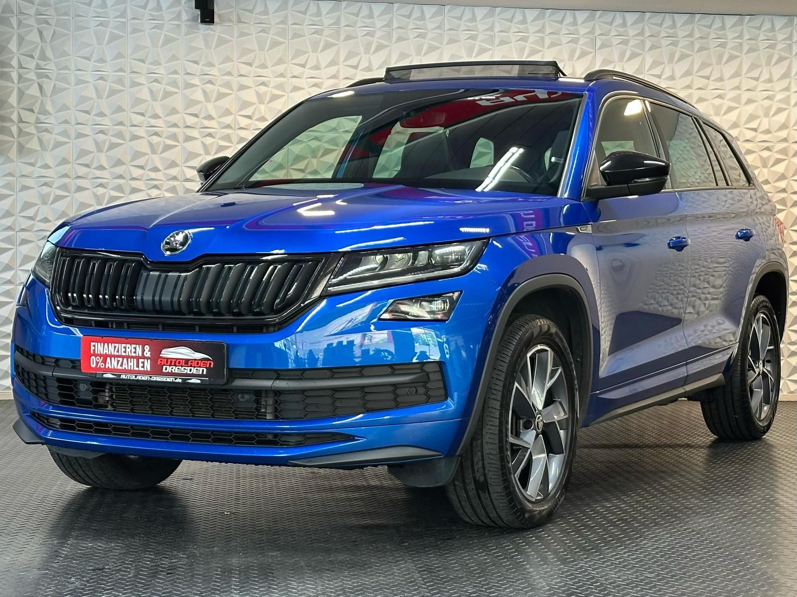 SKODA Kodiaq 2.0TDI SPORTLINE 4x4 LED#AHK#ACC#PANO#CAM - Image 4