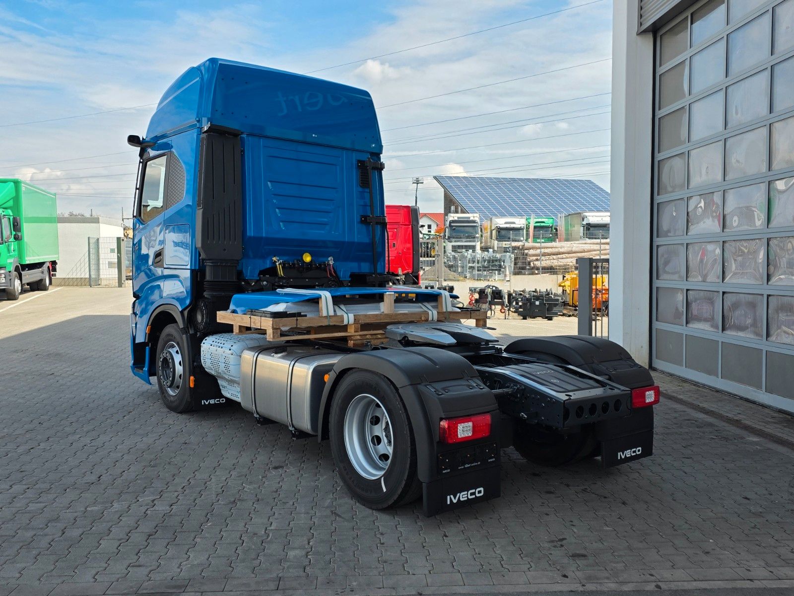 Fahrzeugabbildung Iveco S-Way AS440S50T/P Standklima+Heizung LED