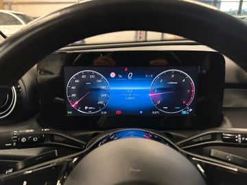 MYAUTOCENTER – Gebraucht- und Jahreswagen mit Werkstattservice in Pfaffenhofen Mercedes-Benz C 200 d *Avantgarde*Navi*LED*Spurh*
