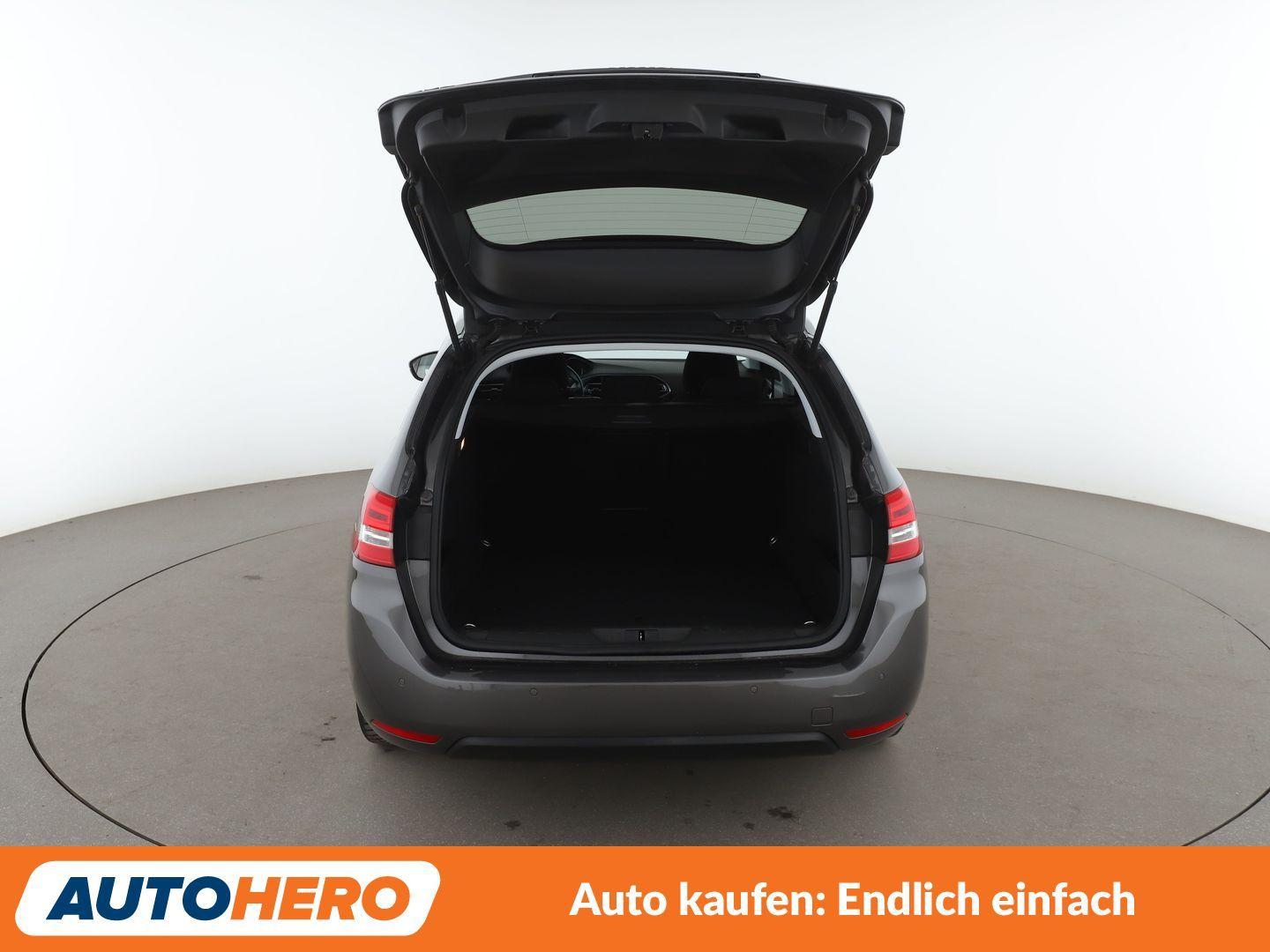 Peugeot 308 1.5 Blue-HDi Style *NAVI*CAM*TEMPO*SHZ*ALU*