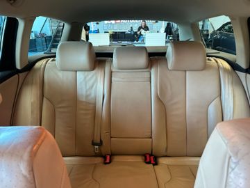 MYAUTOCENTER – Gebraucht- und Jahreswagen mit Werkstattservice in Pfaffenhofen Volkswagen Passat Variant V6 FSI *4Motion*Navi*Xenon*TÜV*