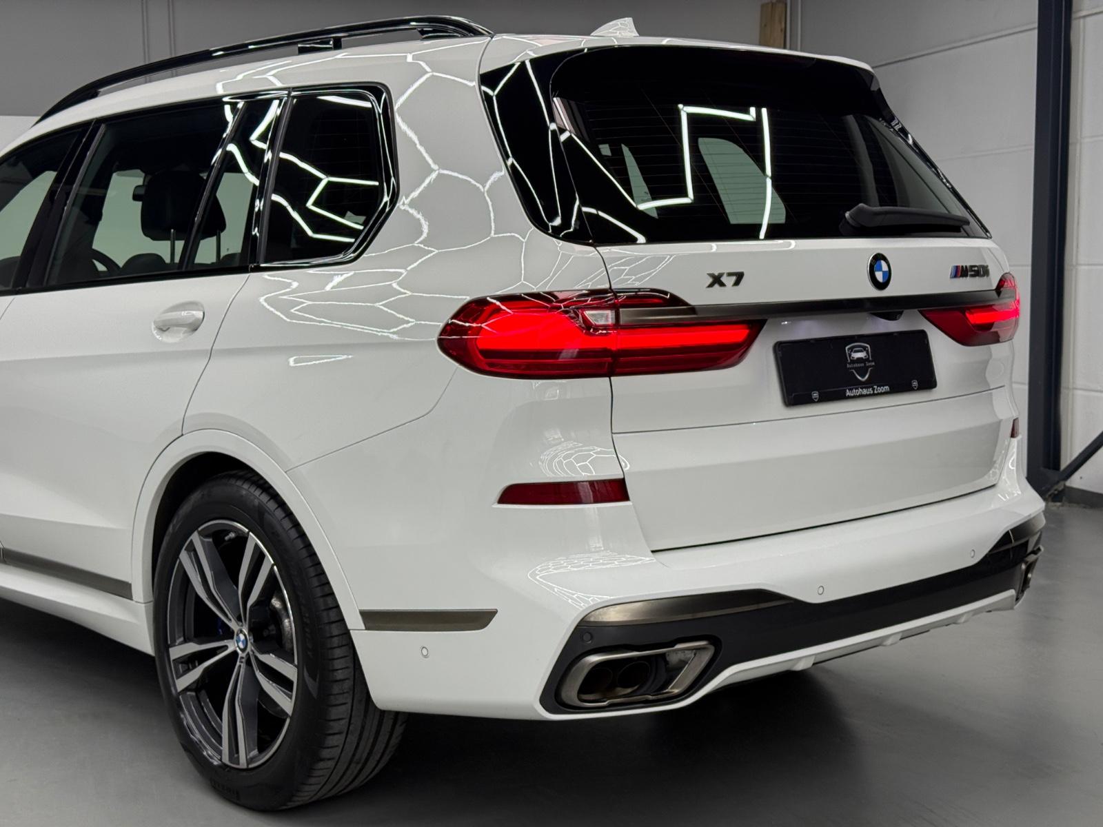 BMW X7 M50i xDrive V8 2.HD*PANO*ACC*HEAD-UP*H/K*LUF