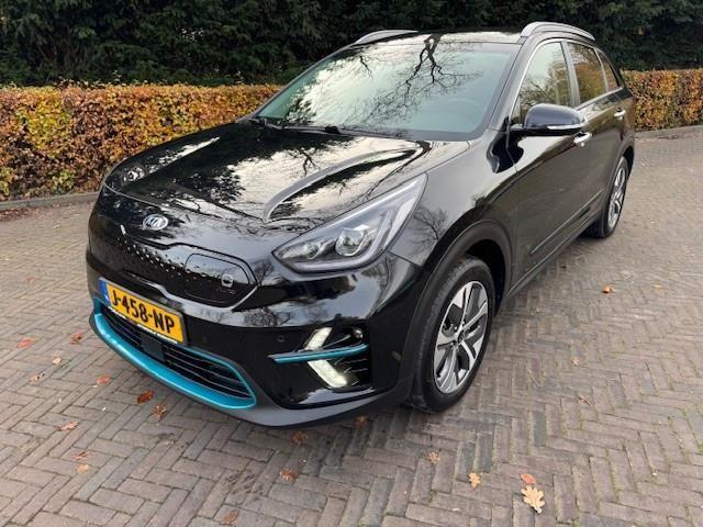 Kia Niro E-NIRO EXECUTIVELINE 64KWH SOH100%/3 FASEN/