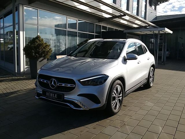 Mercedes-Benz GLA 180 PROGRESSIVE LINE ADVANCED+AHK+KAMERA+NAV