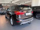 BMW X1 sDrive18i Advantage Navi Tempomat AHK schw. - BMW X1 mit Benzin-Antrieb