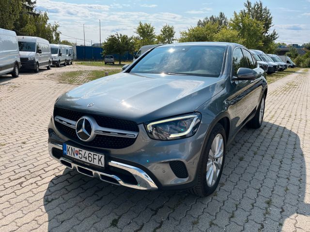 MERCEDES-BENZ GLC 300