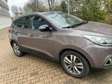 Hyundai IX 35 2.0 L Automatik - Hyundai ix35 in Hannover
