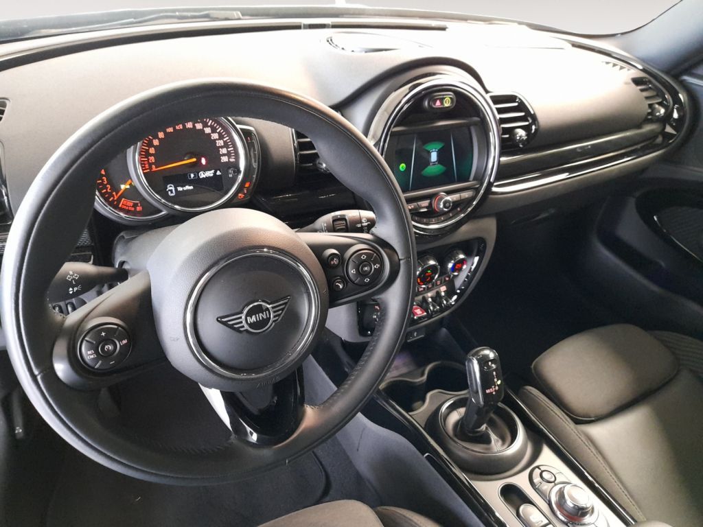 Fahrzeugabbildung MINI Mini Cooper S Clubman Aut. Chili Navi DAB PDC