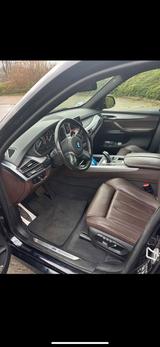 BMW X5 xDrive40d - - blaue BMW X5