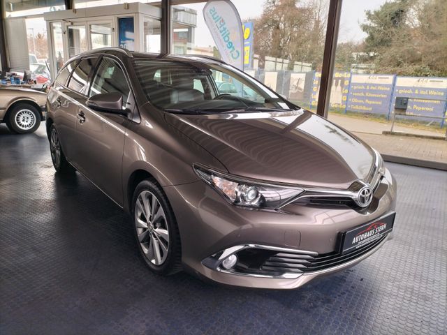 Toyota Auris Touring Sports Executive