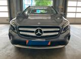 Mercedes-Benz GLA 200 GLA -Klasse GLA 200 - Mercedes-Benz GLa