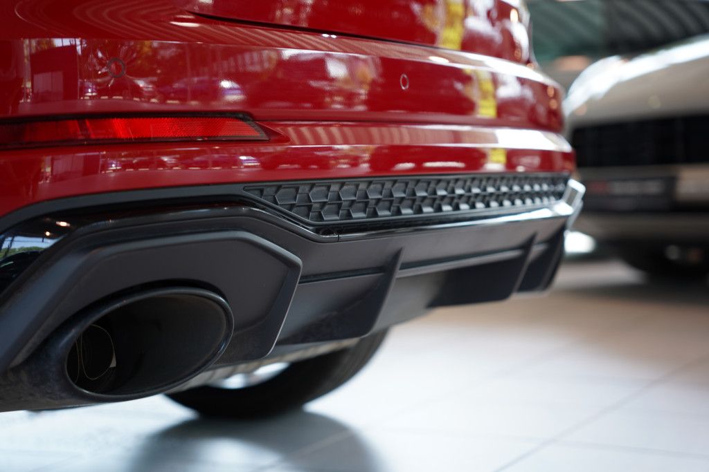 Audi Rsq3