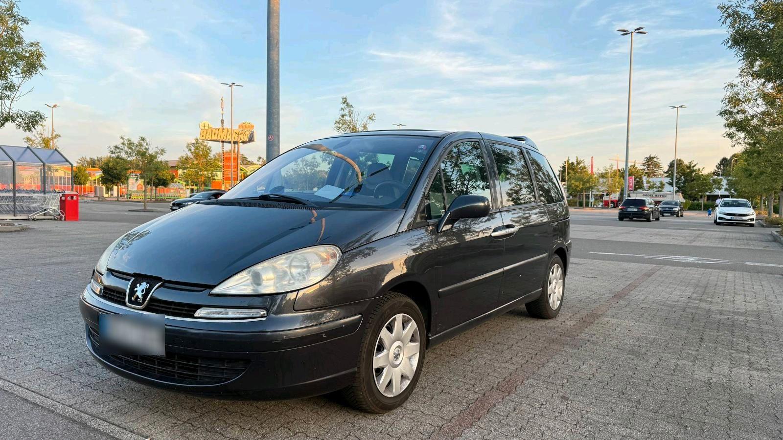 Peugeot 807