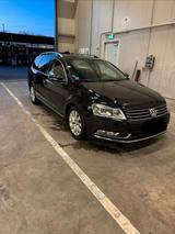 Volkswagen VW Passat Highline 2.0 TDI 170ps 4Motion - Volkswagen Passat aus 2011: Kombi, Highline