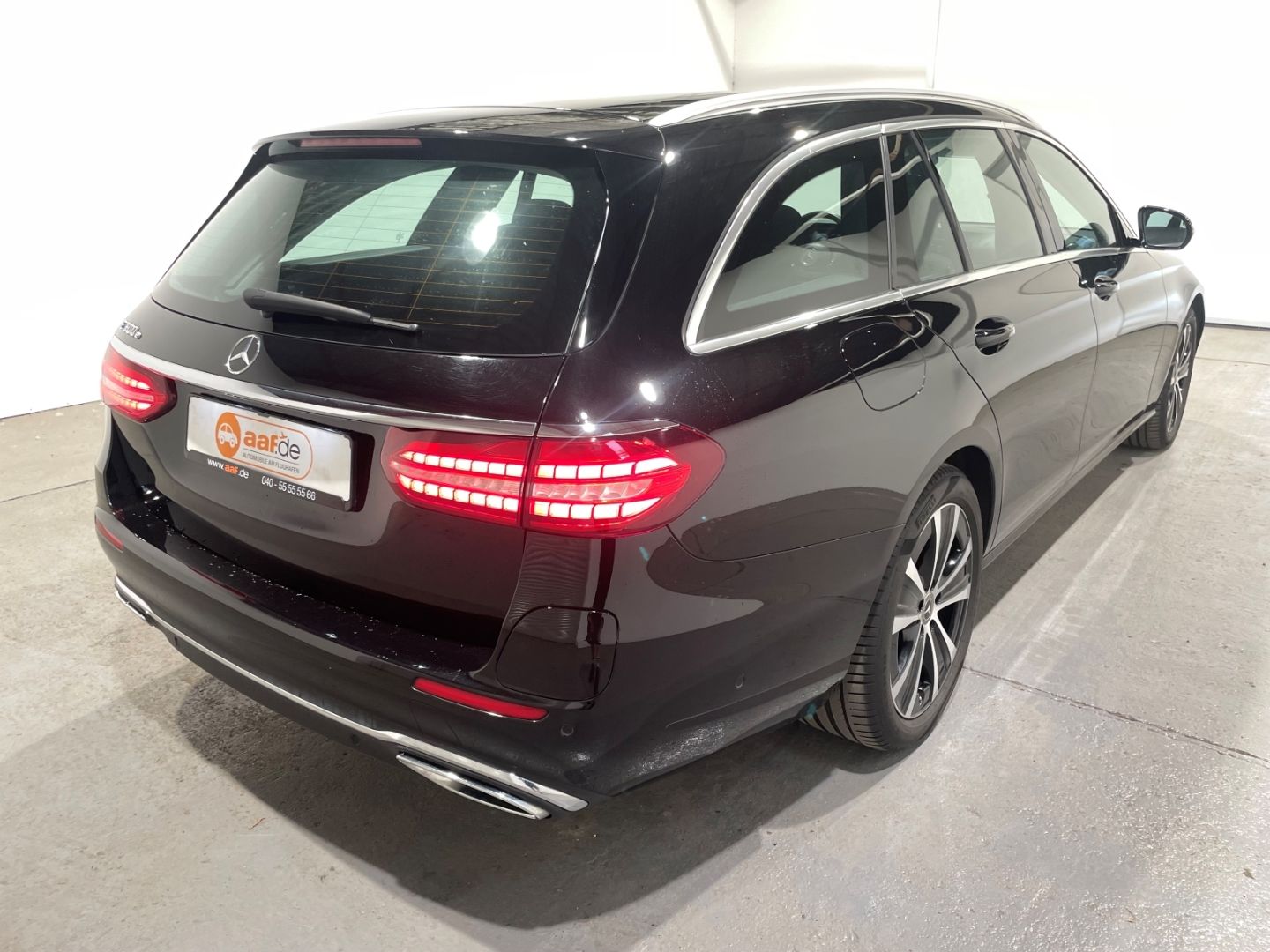 Mercedes-Benz E 300 T e Avantgarde Automatik LED ACC Widescree imagem 3