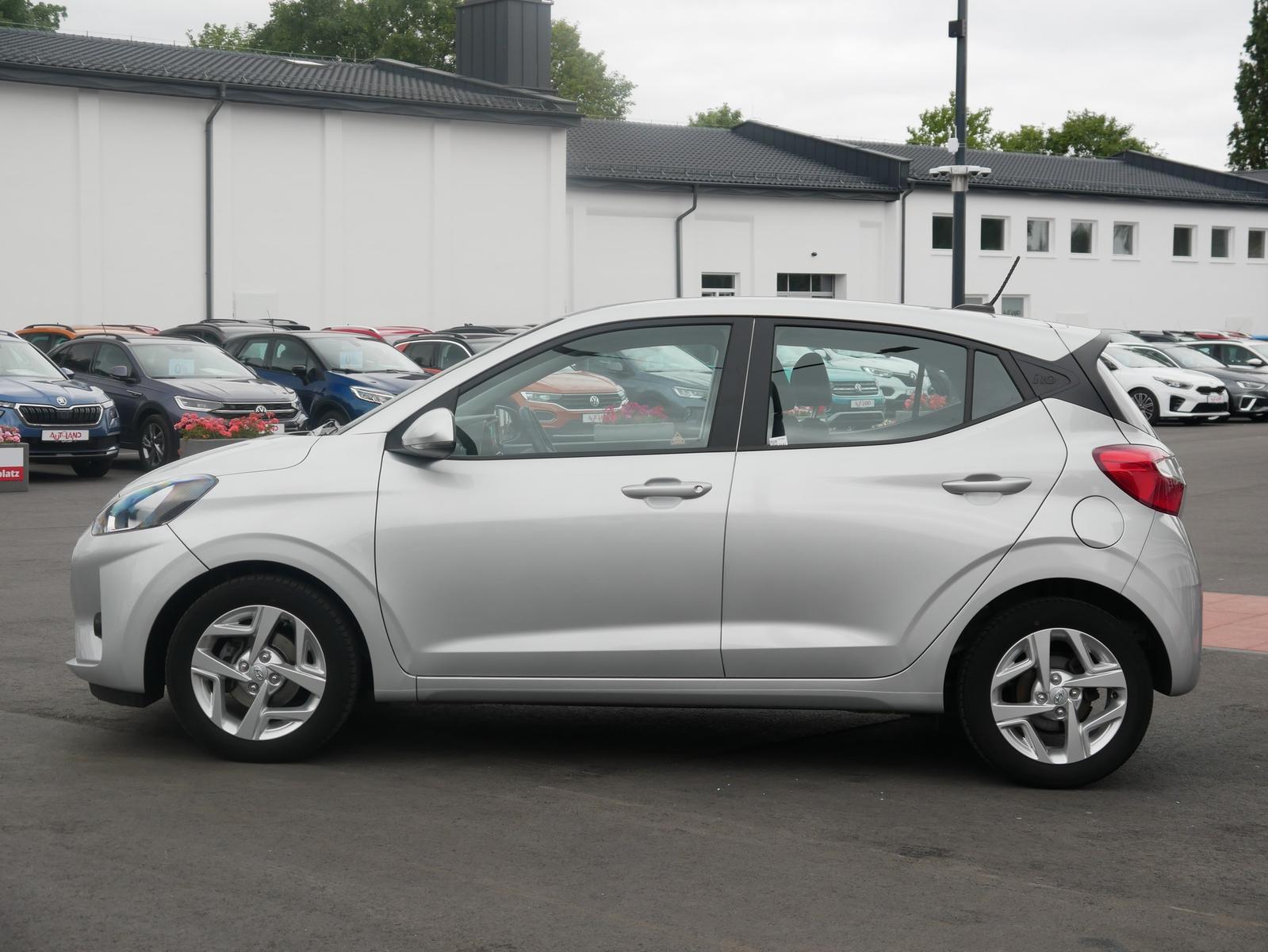 Hyundai i10 1.0 Trend Sitzheizung Tempomat Spurhalte PDC