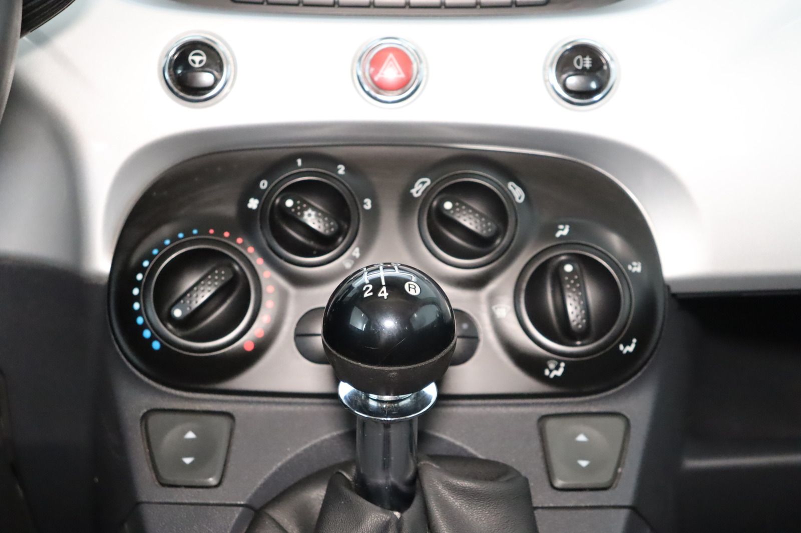 Fahrzeugabbildung Fiat 500 1.2 * Klima * 8-fach * HU/AU bis 05.27