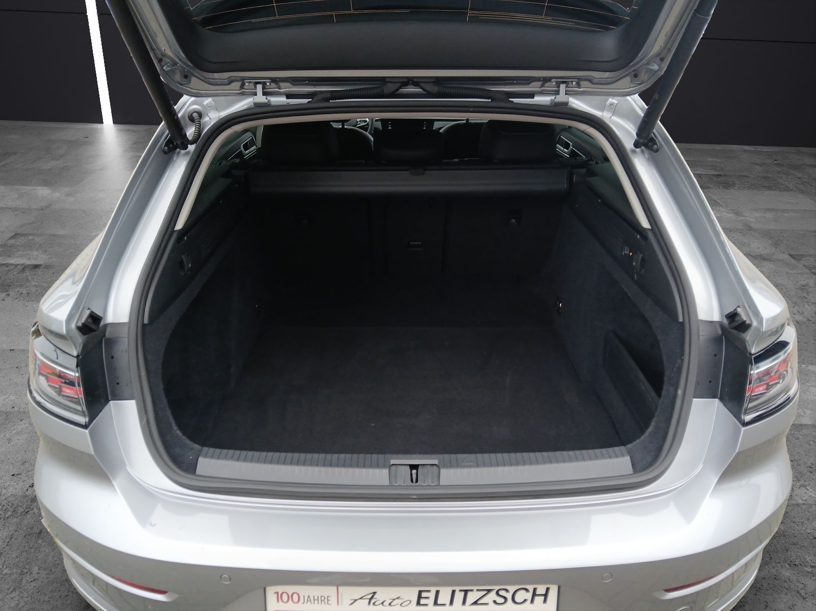 Fahrzeugabbildung Volkswagen Arteon SB TDI Elegance DSG LED AHK Navi AID ACC