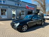 Mercedes-Benz E 200 Limousine AUTOM°SITZH°PDC°NAVI°ELSSD°TÜV!